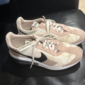 Nike Women's Cream and Black Sneakers